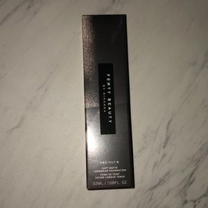 Fenty beauty Pro Filt’r soft matte foundation 270